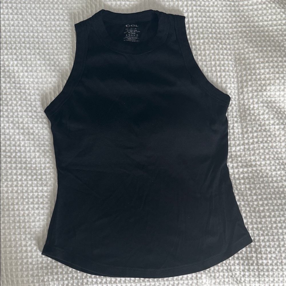 OGL Built-in Bra Sleeveless Top